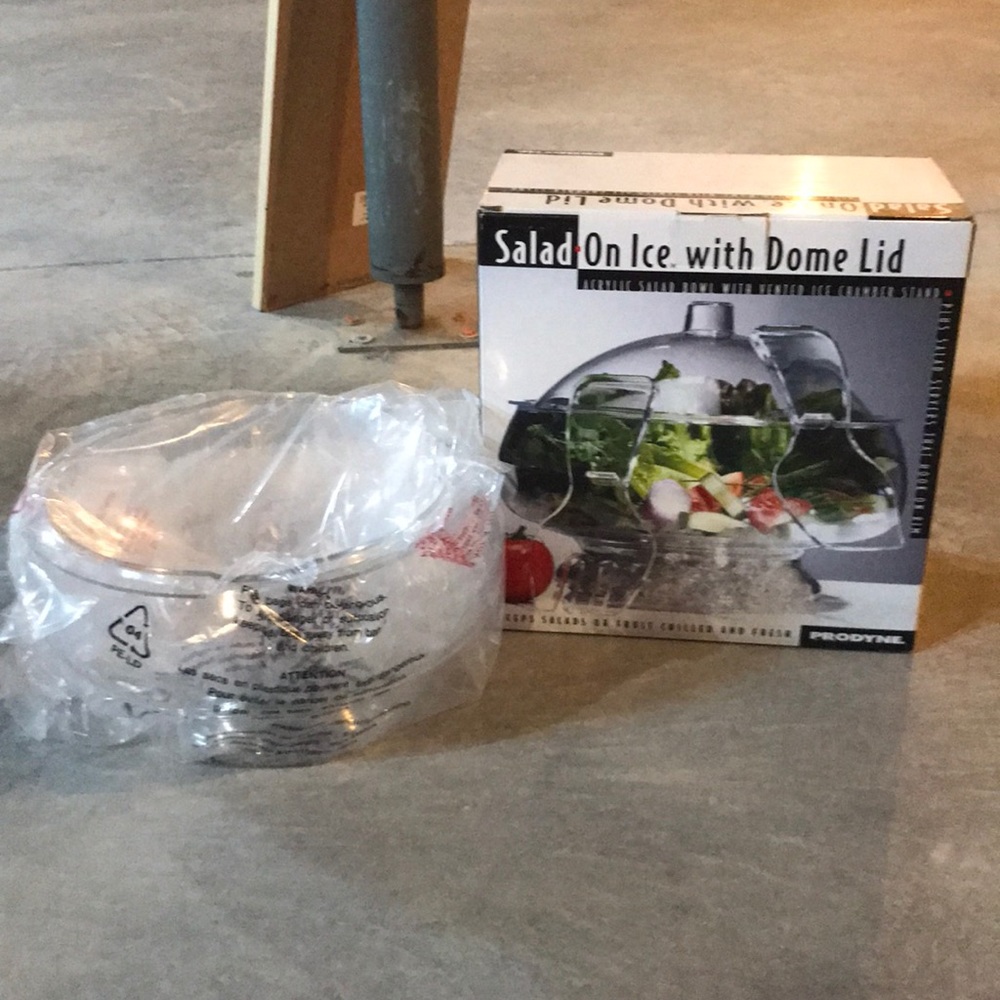 Prodyne Salad On Ice with Dome Lid